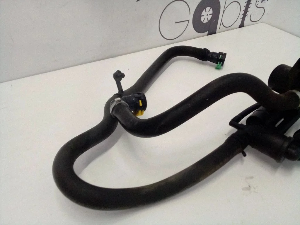 Vacuum line/pipe/hose FL347A788AC