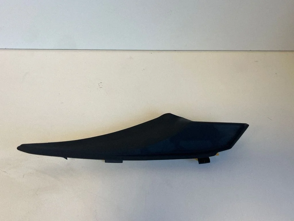 Listwa szyby przedniej 5386602040 – Toyota Auris E180 (2012-2018)