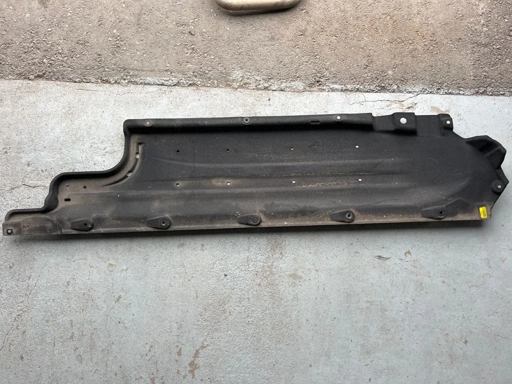 Külgmine põhjakaitse 84227P2000