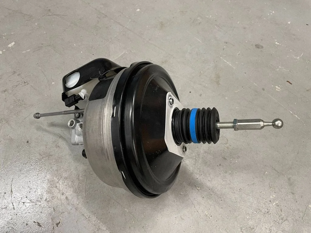 Brake booster 8W0612103L