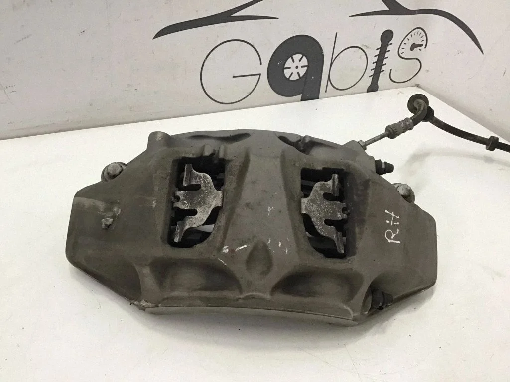 Esimene pidurisadul 4M0615106JH – Audi Q7 4M (2015-)
