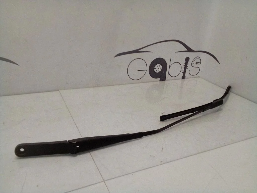 Esiklaasi kojameeste kang 8W2955407 – Audi A5 (2016-2024)