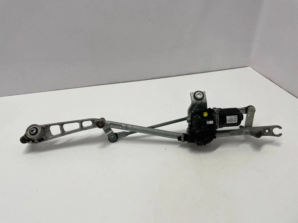 Front wiper linkage and motor A2478201503