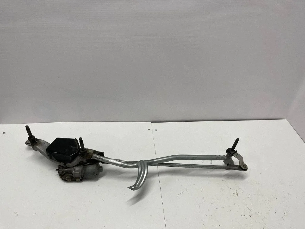 Front wiper linkage and motor – Mercedes-Benz GLC-Class C253 (2016-)