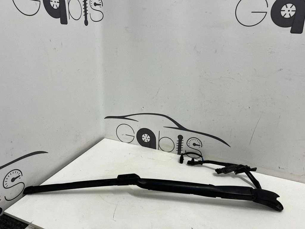 Front wiper blade arm A2318201200