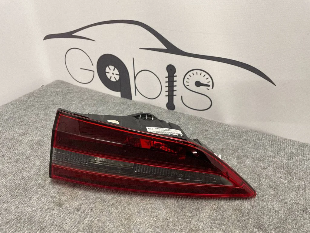 Tailgate rear/tail lights 81670203 – Opel Grandland X (2017-2024)