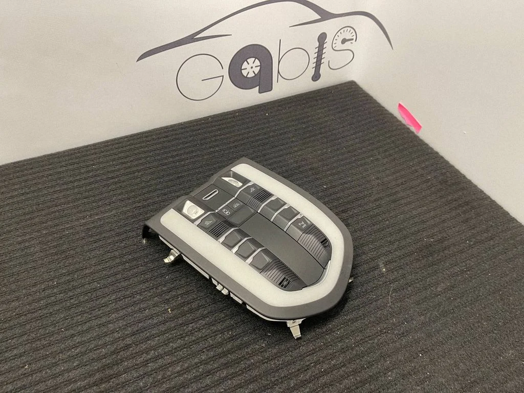 Front seat light – Porsche Macan (95B) (2014-2018)