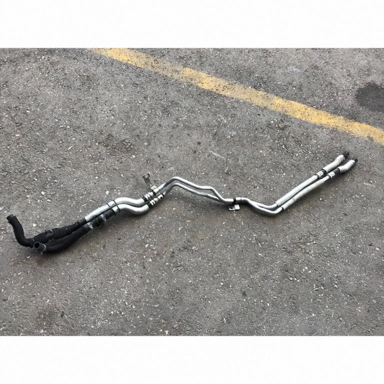 Engine coolant pipe/hose – Ford Explorer VI (2019-)