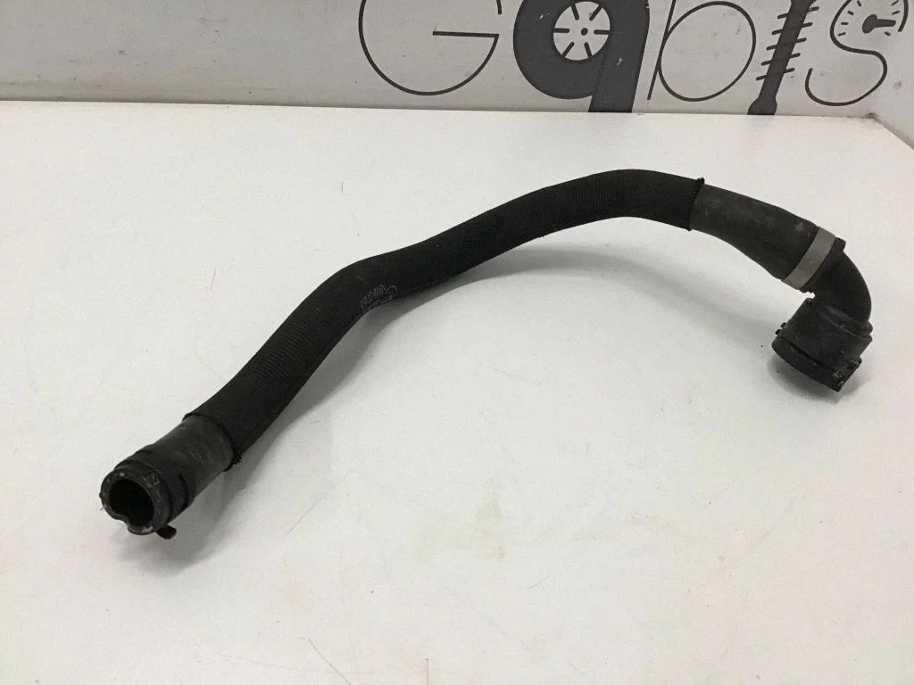 Engine coolant pipe/hose 8654846