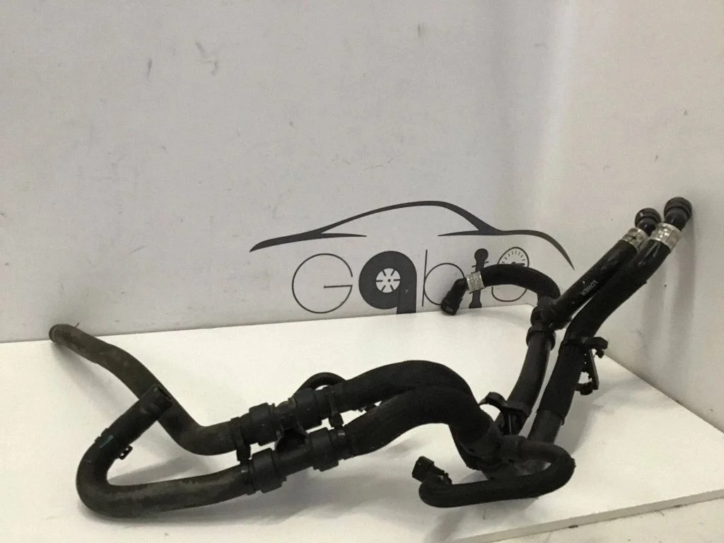 Engine coolant pipe/hose JL3418C266