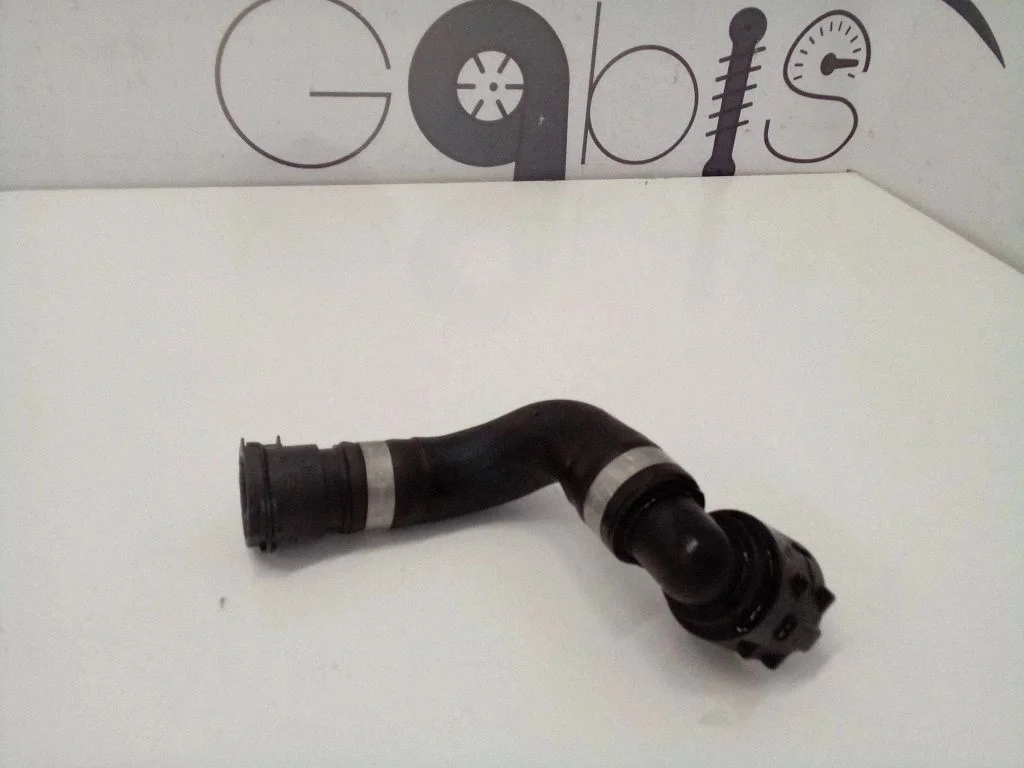 Engine coolant pipe/hose A2068300802