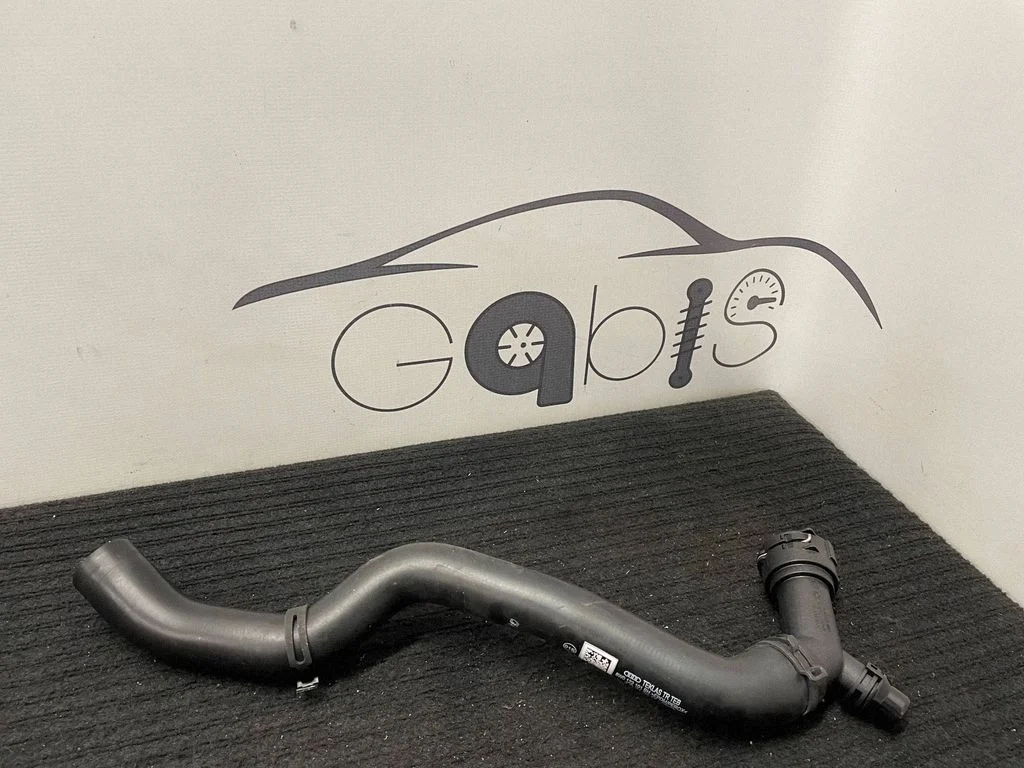 Engine coolant pipe/hose 8W0122101BH