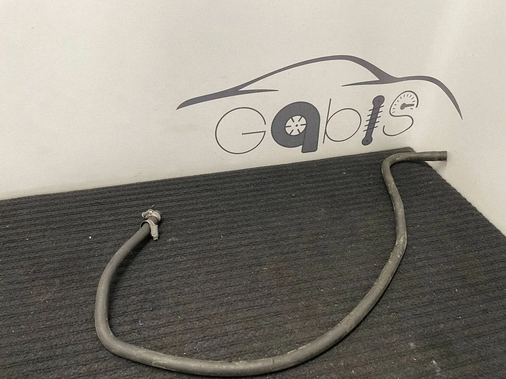 Motora dzesēšanas caurule (-es)/šļūtene (-es) A6395015482