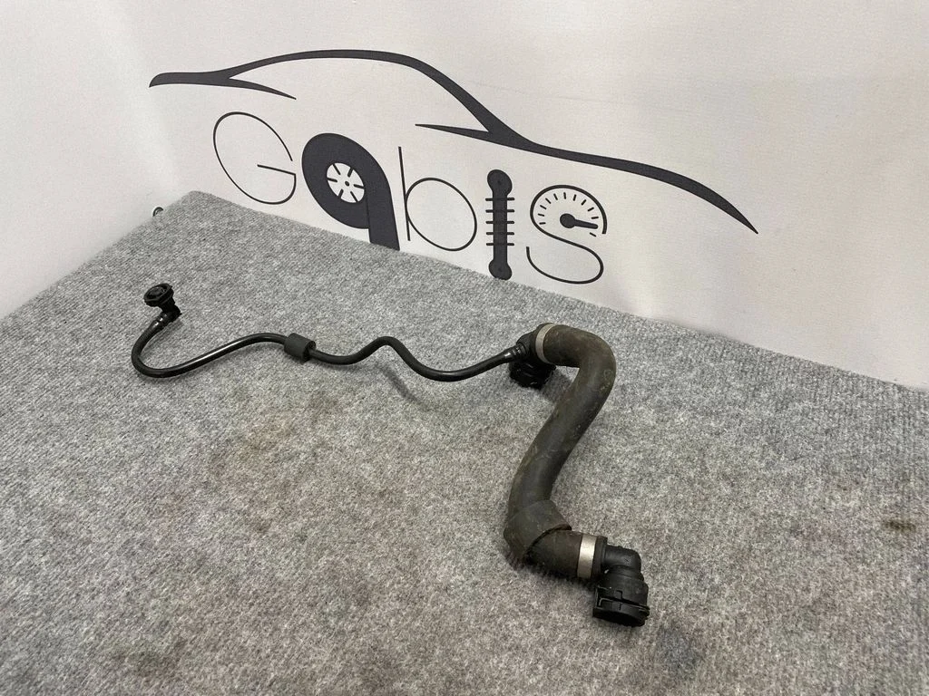 Motora dzesēšanas caurule (-es)/šļūtene (-es) A2535012600