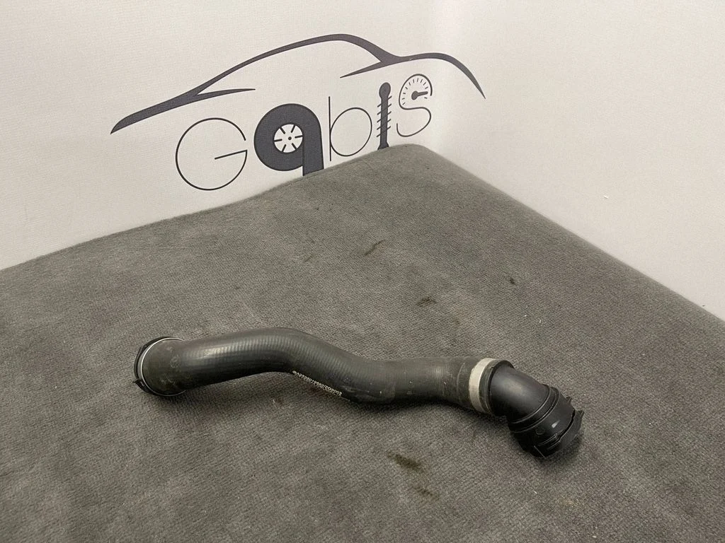 Motora dzesēšanas caurule (-es)/šļūtene (-es) A2535019582