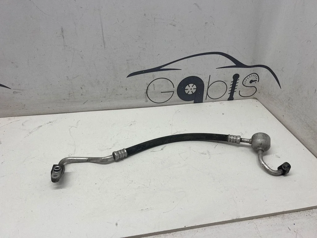 Air conditioning (A/C) pipe/hose – Toyota RAV 4 (XA50) (2018-)