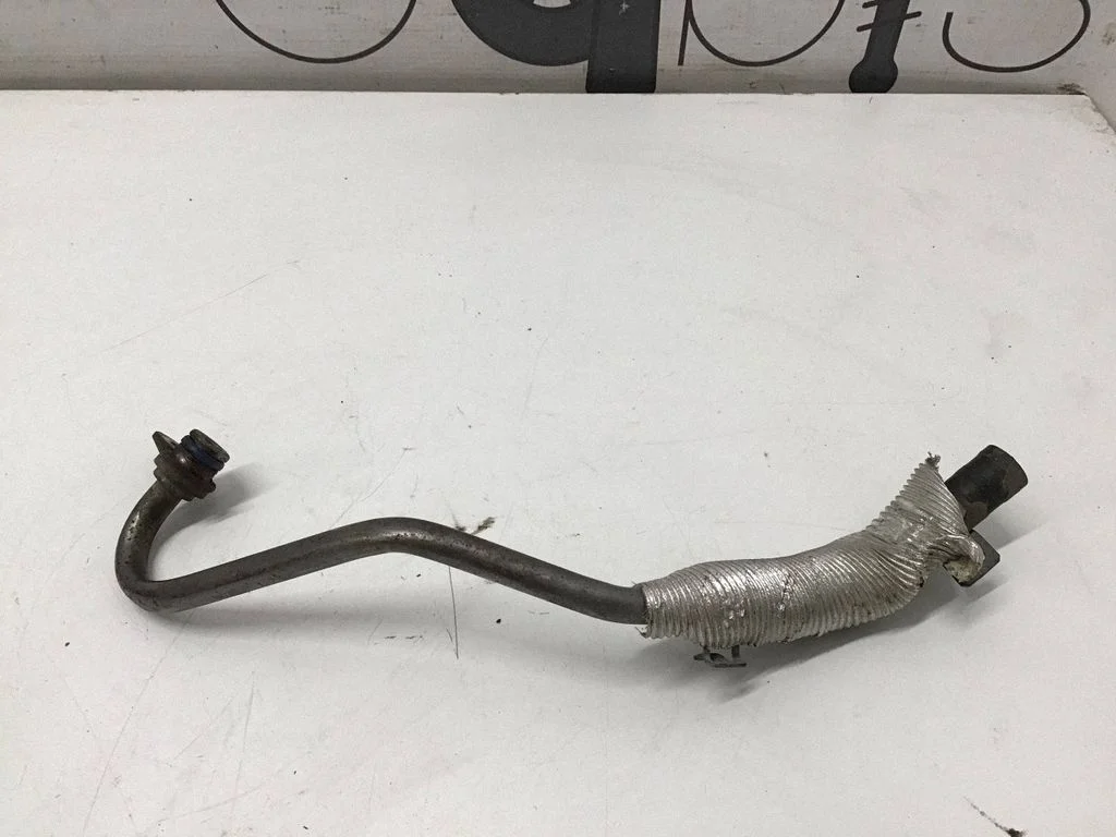 Air conditioning (A/C) pipe/hose FL3E8K289AA