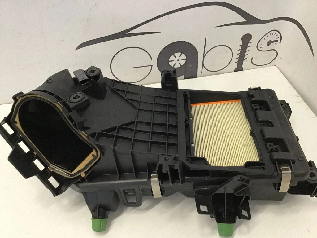 Air filter box A2540900400
