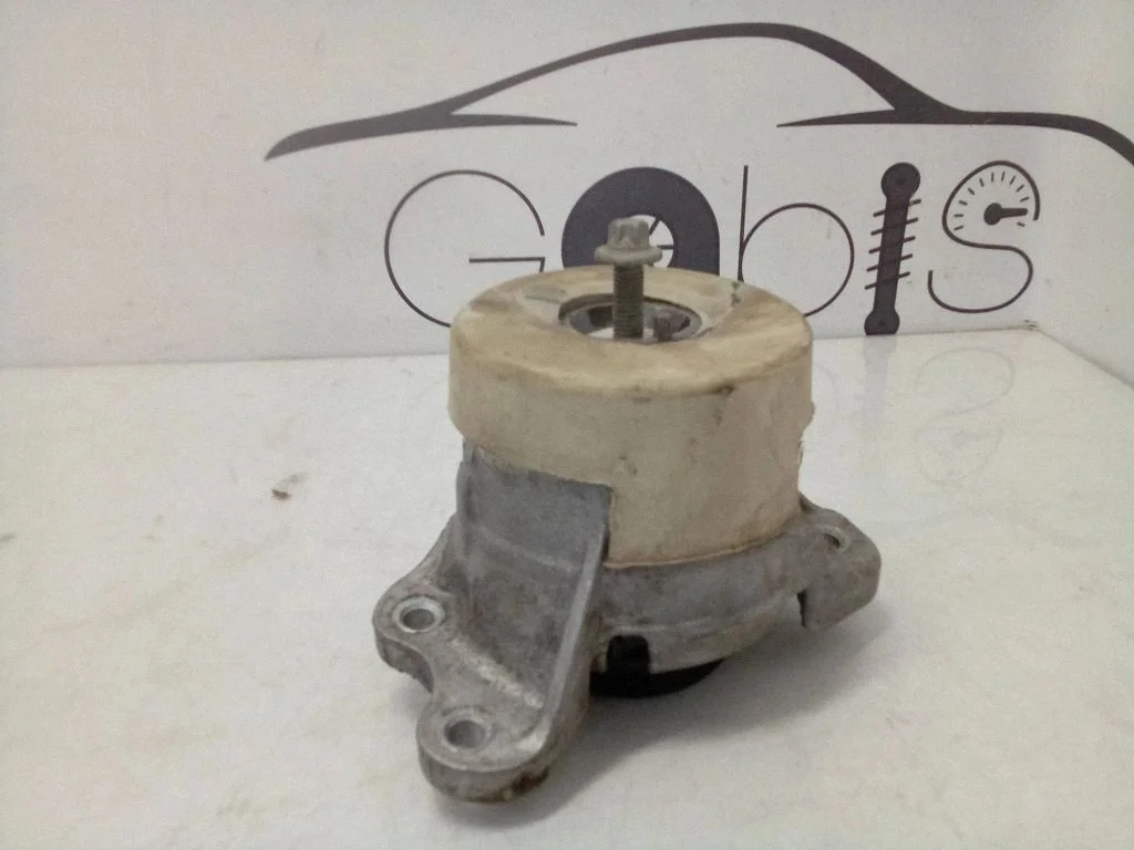 Engine mount bracket – left