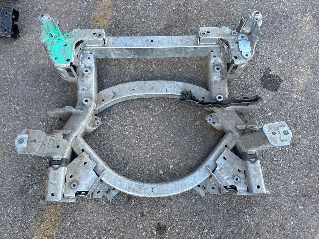 Priekšējais palīgrāmis – BMW i4 (2021-)