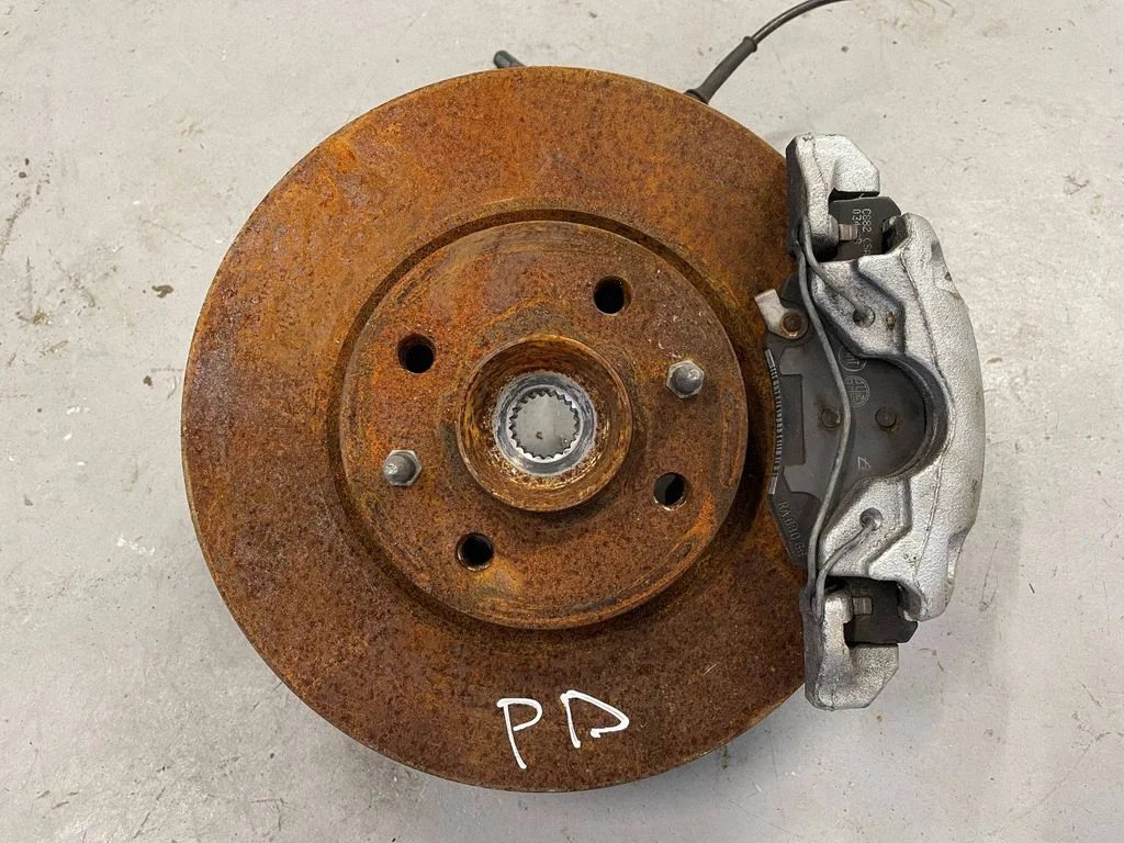 Priekšējā rumba 22B230