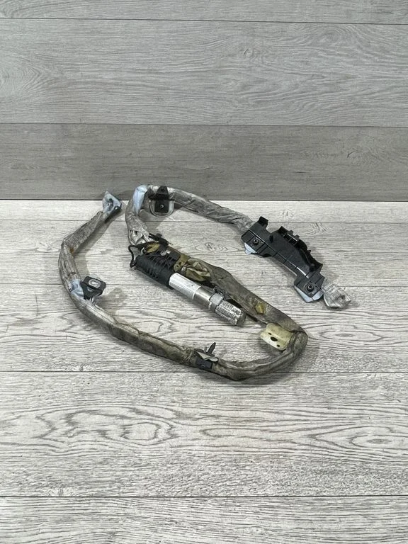 Jumta drošības spilvens (aizkars) – BMW 3. sērija E90 E91 (2005-2012)