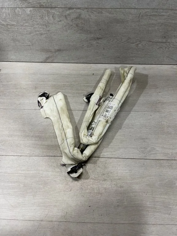 Katuse turvapadi (kardin) 7221045