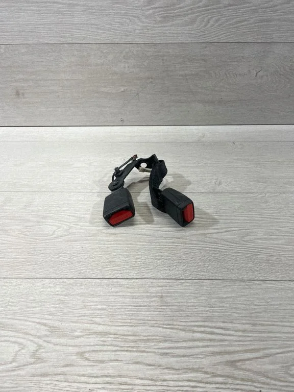 Aizmugurējās drošības jostas sprādze – BMW 3. sērija G20 G21 (2019-)