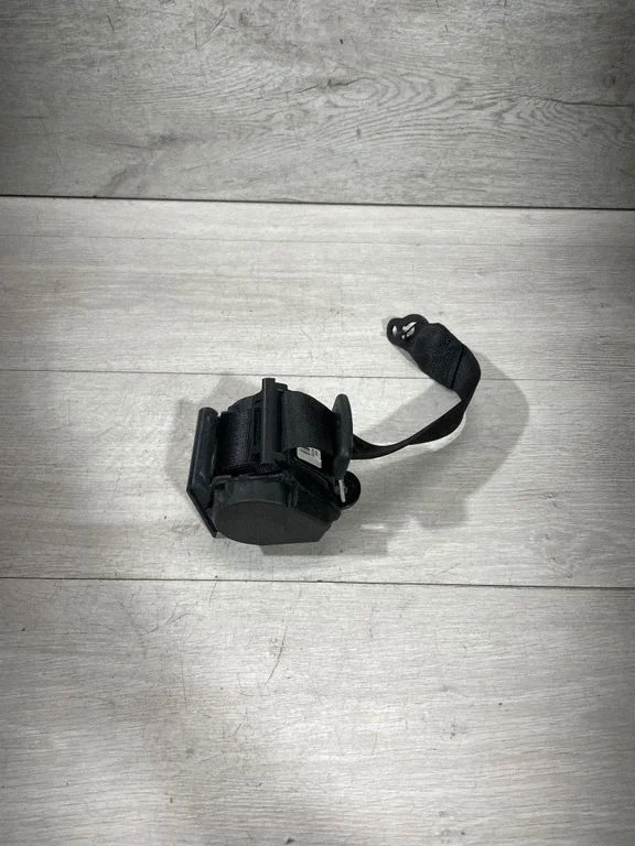 Tagumine turvavöö S3724330904