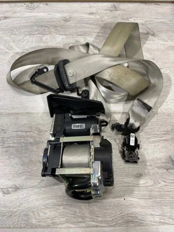 Front seatbelt 625979200 – Volvo XC90 (2014-)