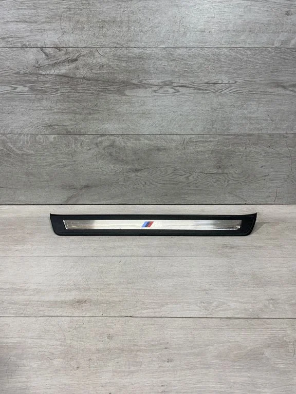 Listwa progowa przednia (wewnętrzna) – BMW Seria 5 F10 F11 (2009-2016)