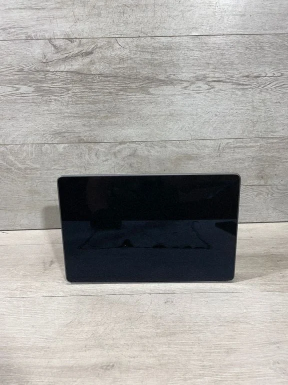 Screen/display/small screen 1089543 – Tesla Model 3 (2017-)
