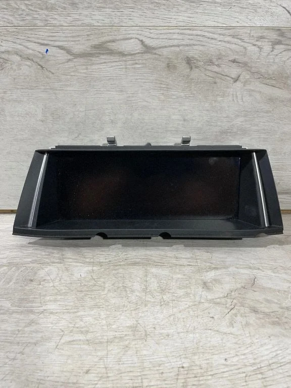 Ekraan / kuvar / väike ekraan 9321014 – BMW 7-seeria F01 F02 F03 F04 (2008-2016)