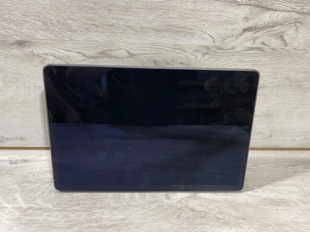Screen/display/small screen 1089543001 – Tesla Model 3 (2017-)