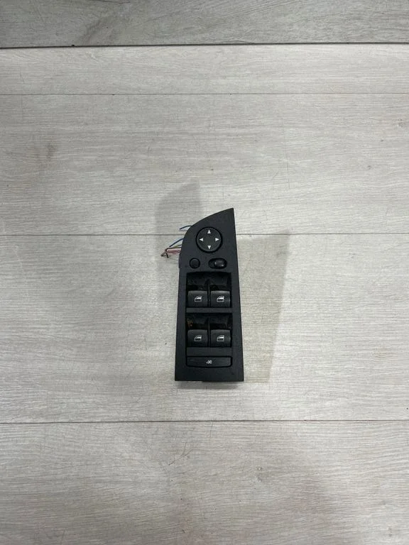 Electric window control switch 9132147