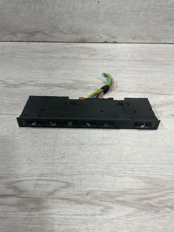 Seat heating switch – BMW X3 E83 (2003-2010)