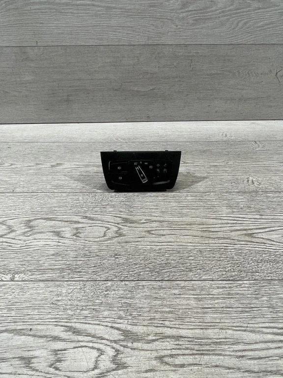 Light switch – BMW 3 Series F30 F35 F31 (2012-2018)