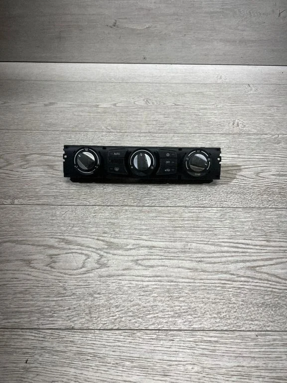 Climate control unit – BMW 5 Series E60 E61 (2004-2010)