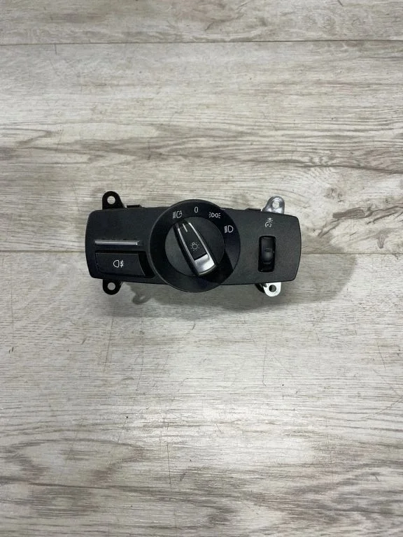 Light switch
