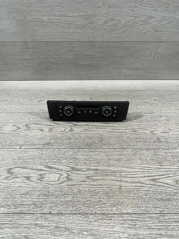 Climate control unit – BMW 3 Series E90 E91 (2005-2012)