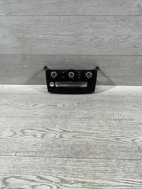 Climate control unit 9177717