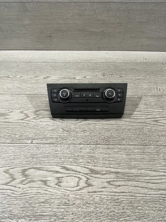 Kliimaseadme/kütte juhtplokk (salongis) – BMW 3-seeria E90 E91 (2005-2012)
