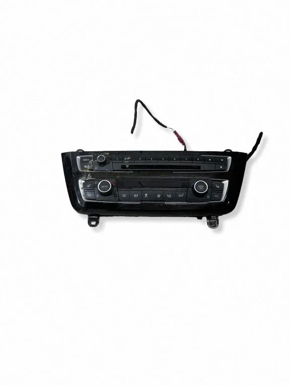 Gaisa kondicioniera/klimata/sildītāja vadības bloks (salonā) – BMW 4. sērija F32 F33 (2013-2020)