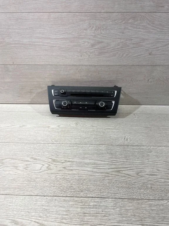 Climate control unit – BMW 3 Series F30 F35 F31 (2012-2018)