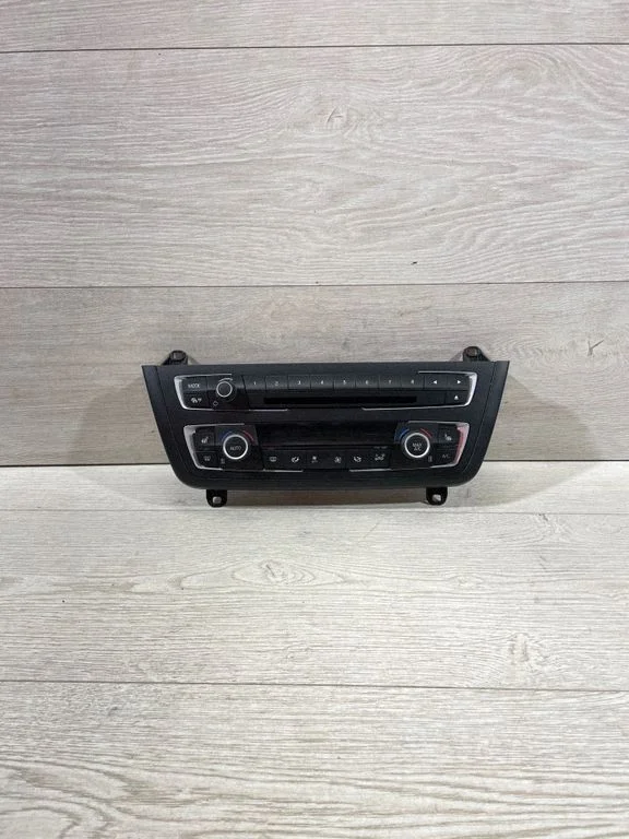 Climate control unit – BMW 4 Series F32 F33 (2013-2020)