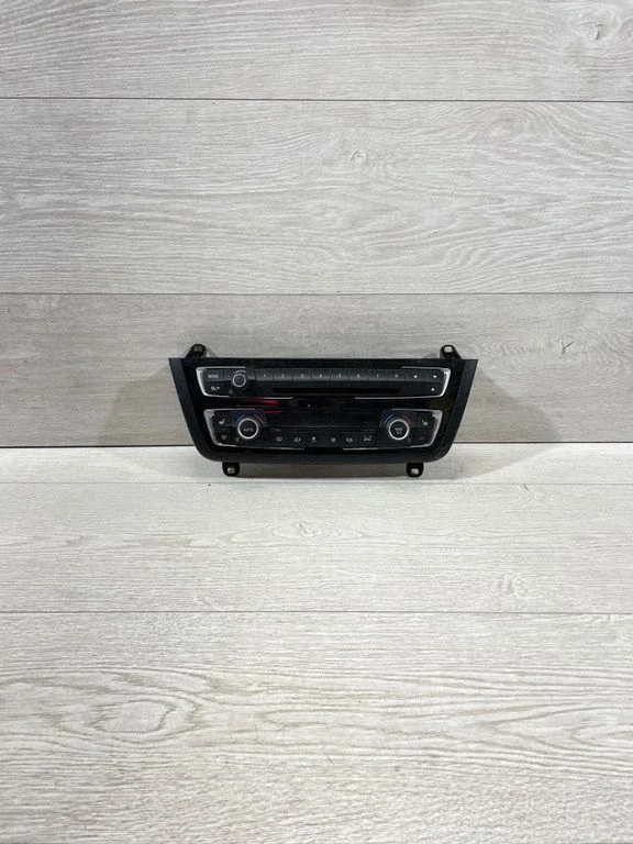 Climate control unit – BMW 4 Series F32 F33 (2013-2020)