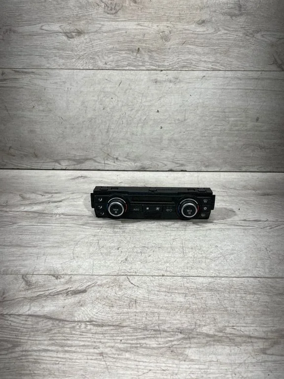 Kliimaseadme/kütte juhtplokk (salongis) – BMW 3-seeria E90 E91 (2005-2012)