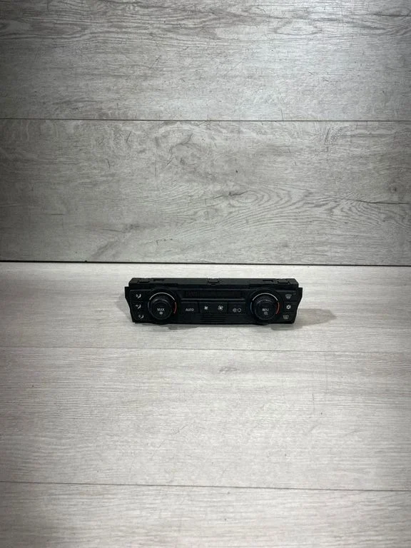 Climate control unit 9117136