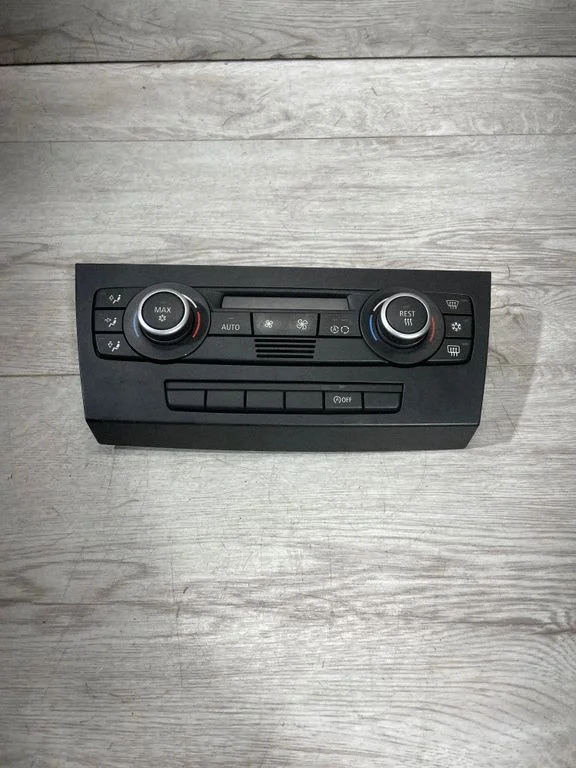 Kliimaseadme/kütte juhtplokk (salongis) – BMW 3-seeria E90 E91 (2005-2012)