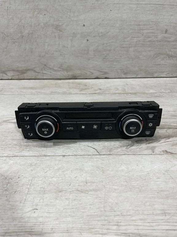 Climate control unit – BMW 3 Series E90 E91 (2005-2012)
